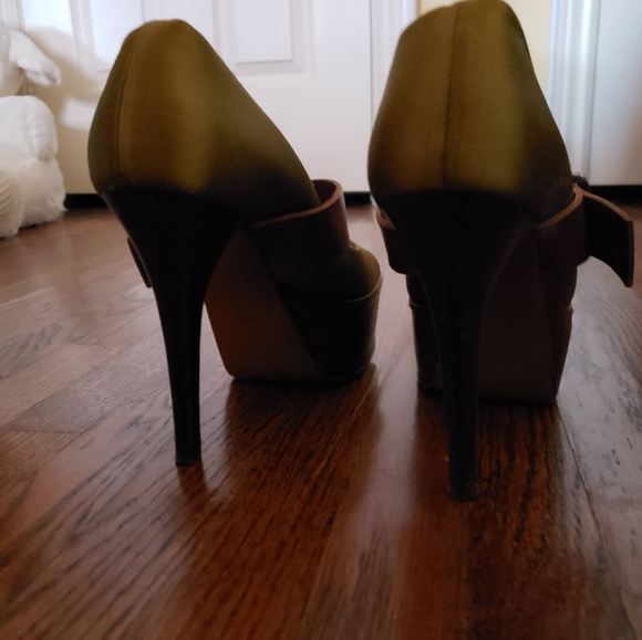 Desinger Marni satin peep toe platform pumps - Picture 4 of 5